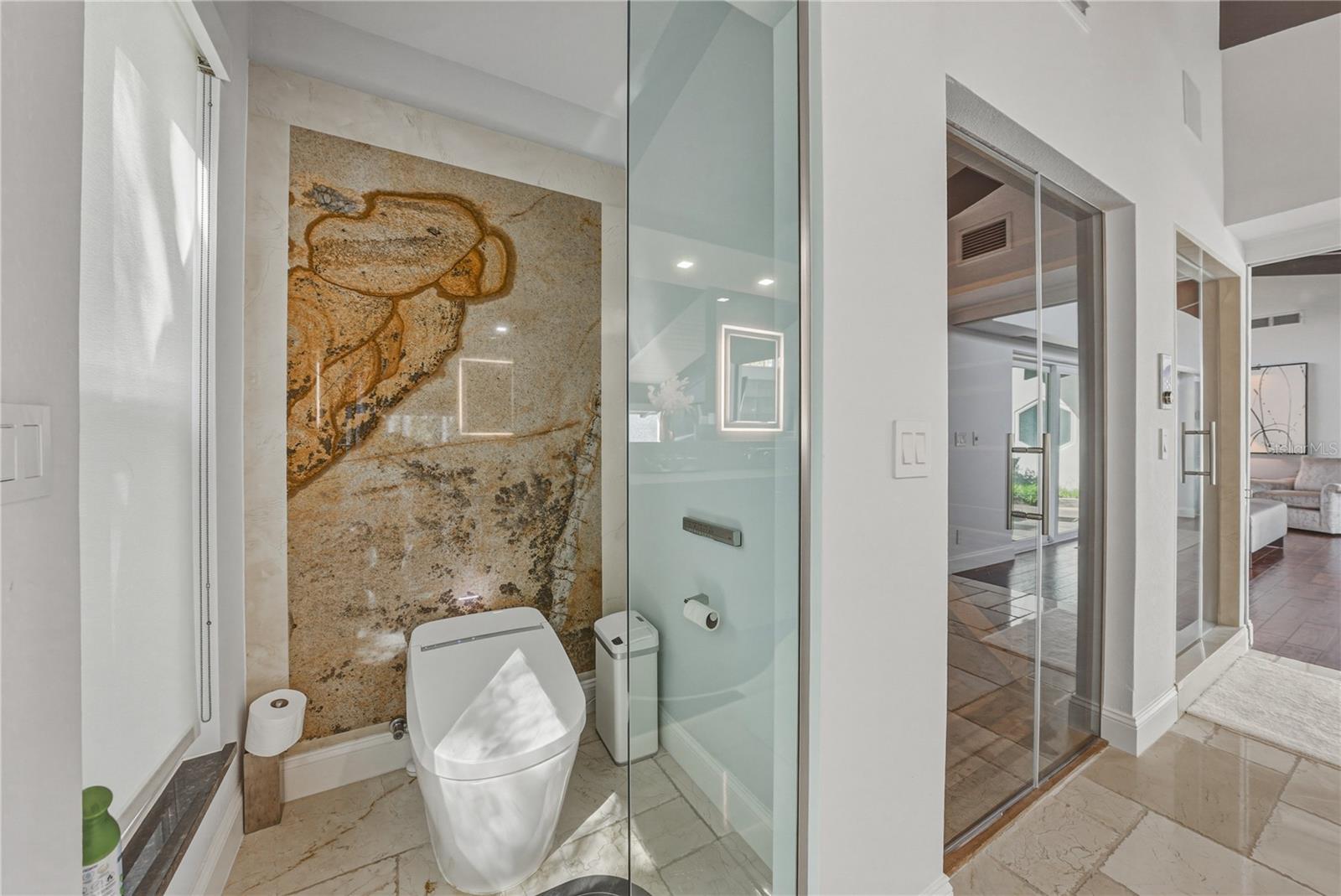 MONTICELLO PARK - Residential Lease