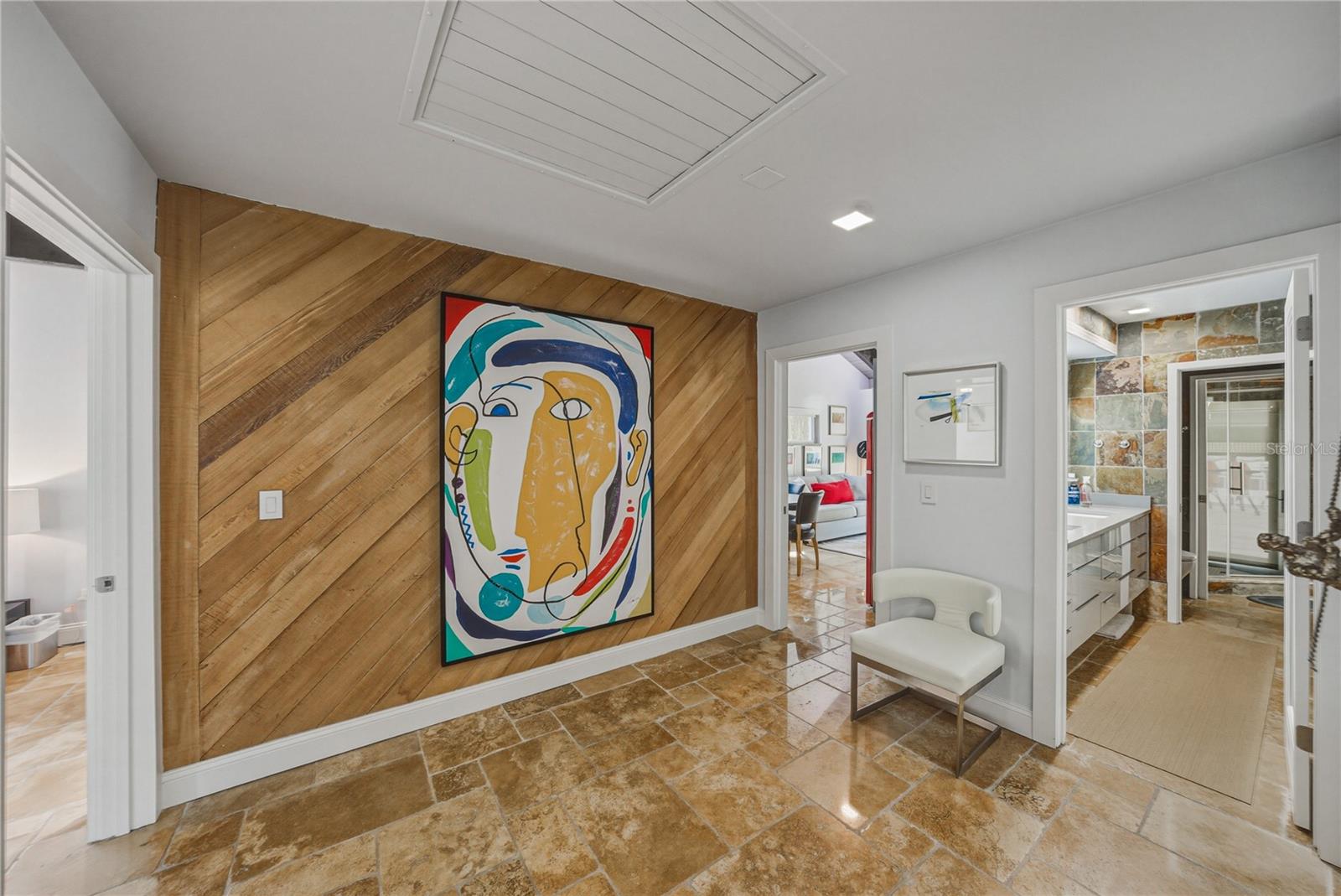 MONTICELLO PARK - Residential Lease