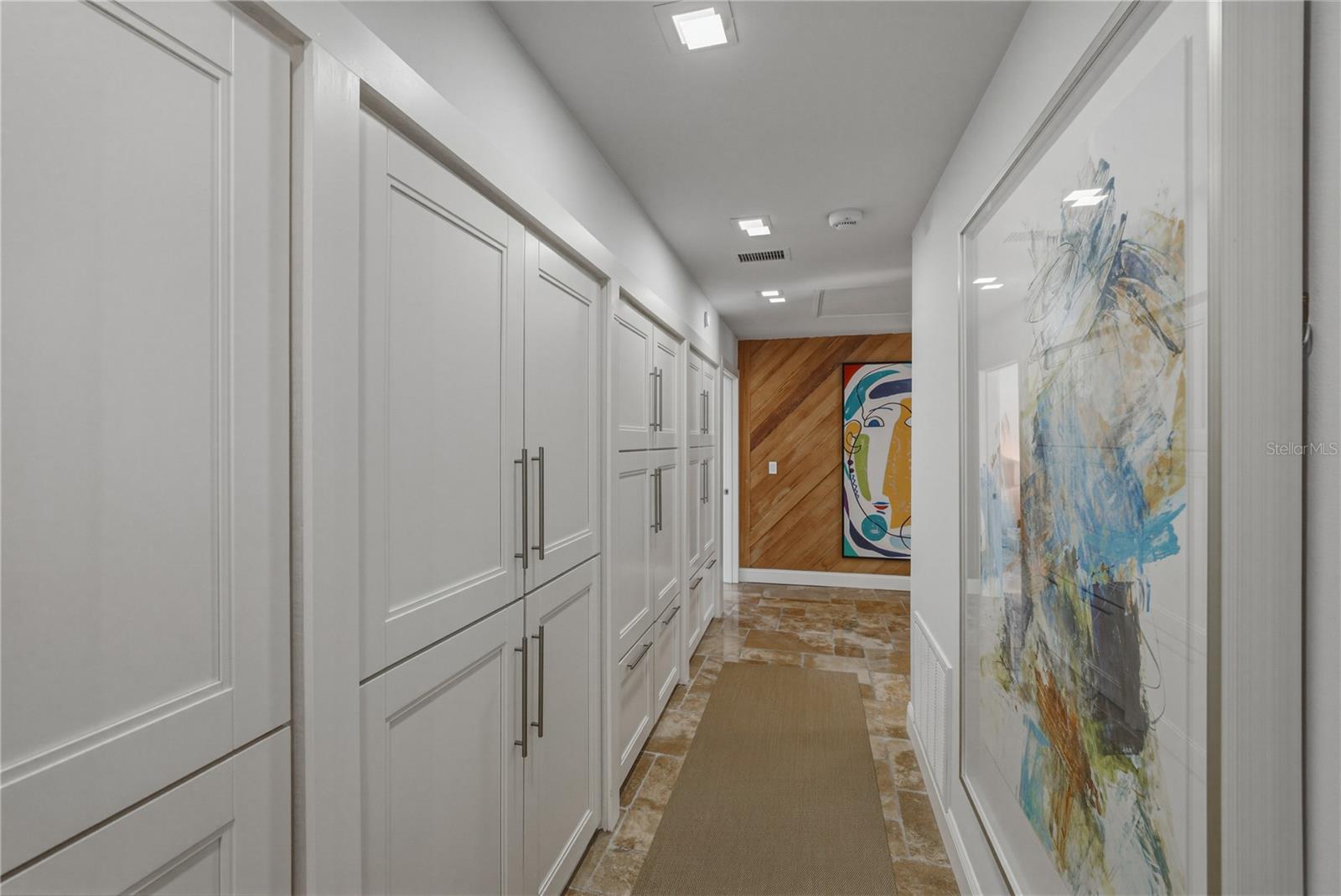 MONTICELLO PARK - Residential Lease