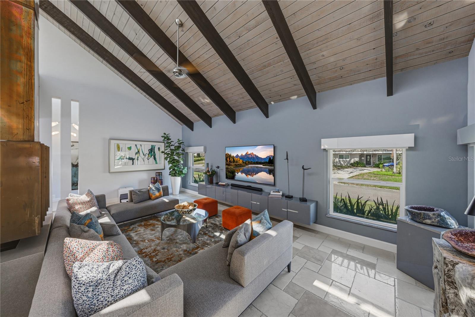 MONTICELLO PARK - Residential Lease