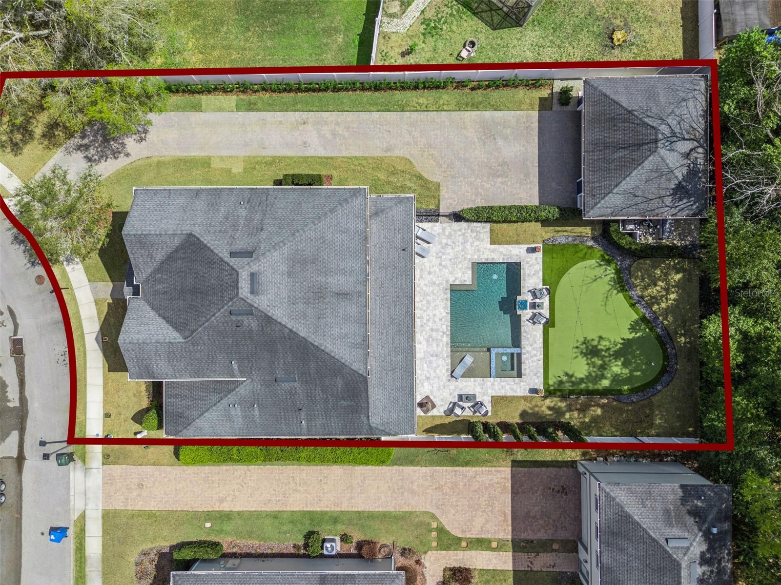 EVANS SQUARE - Residential