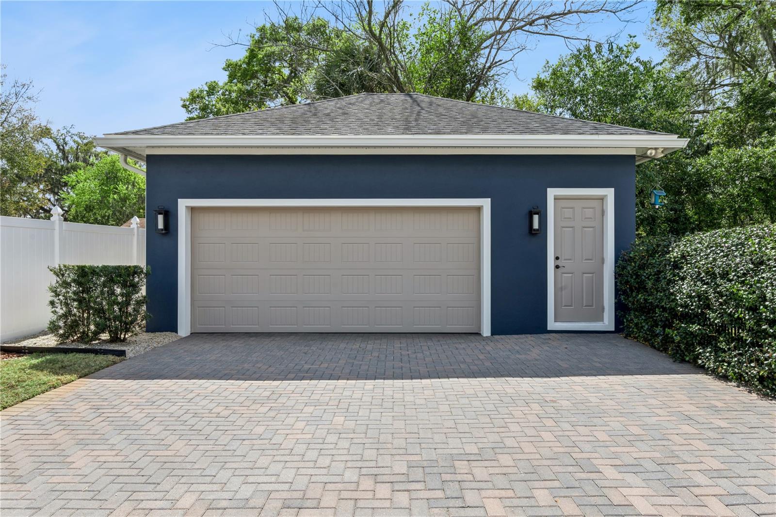 EVANS SQUARE - Residential