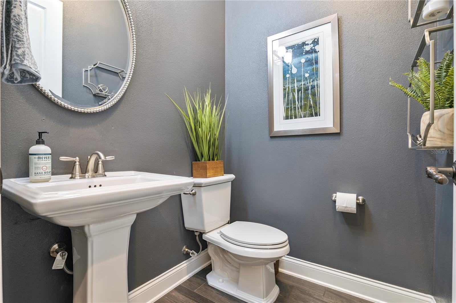 EVANS SQUARE - Residential