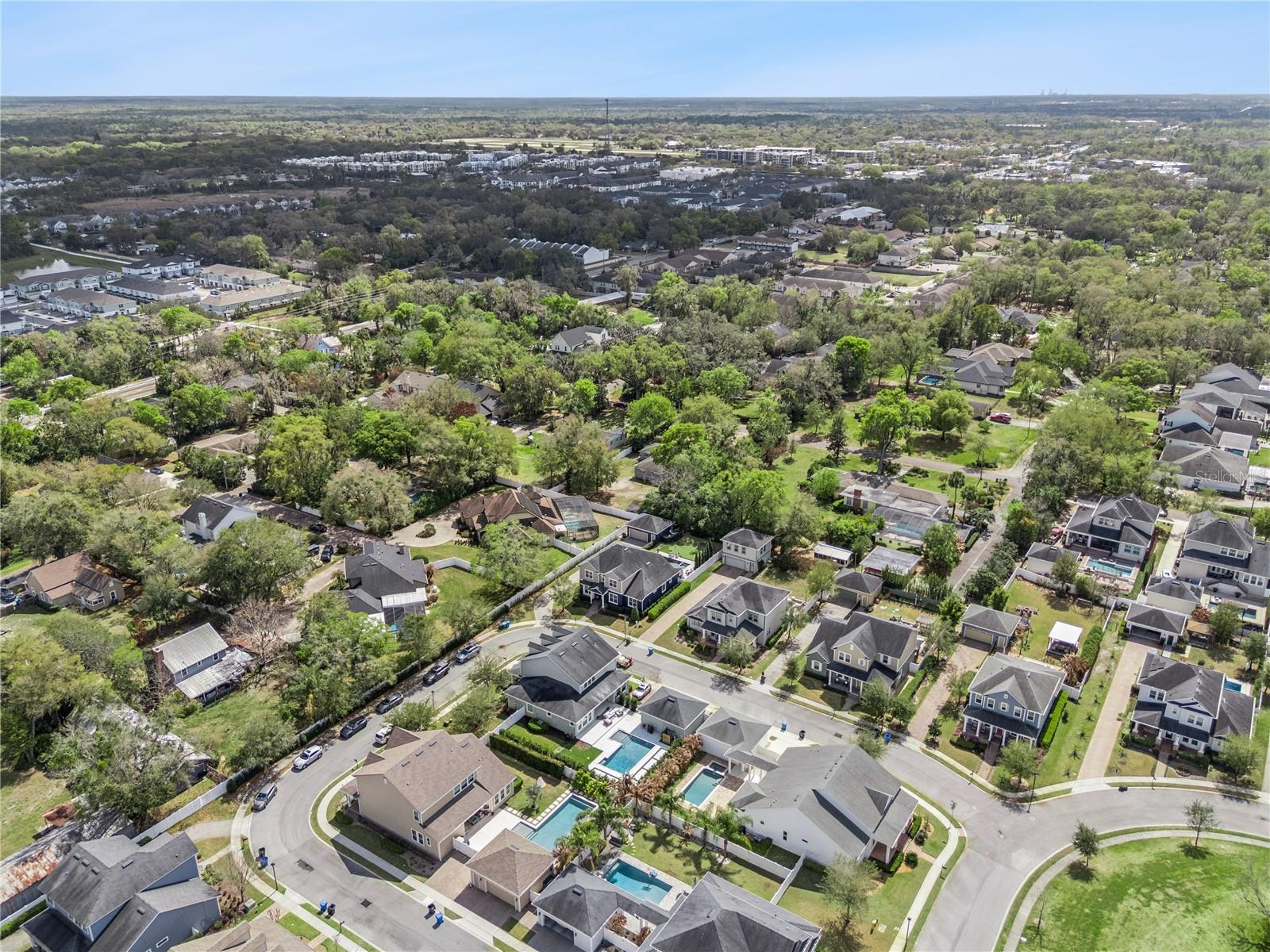 EVANS SQUARE - Residential