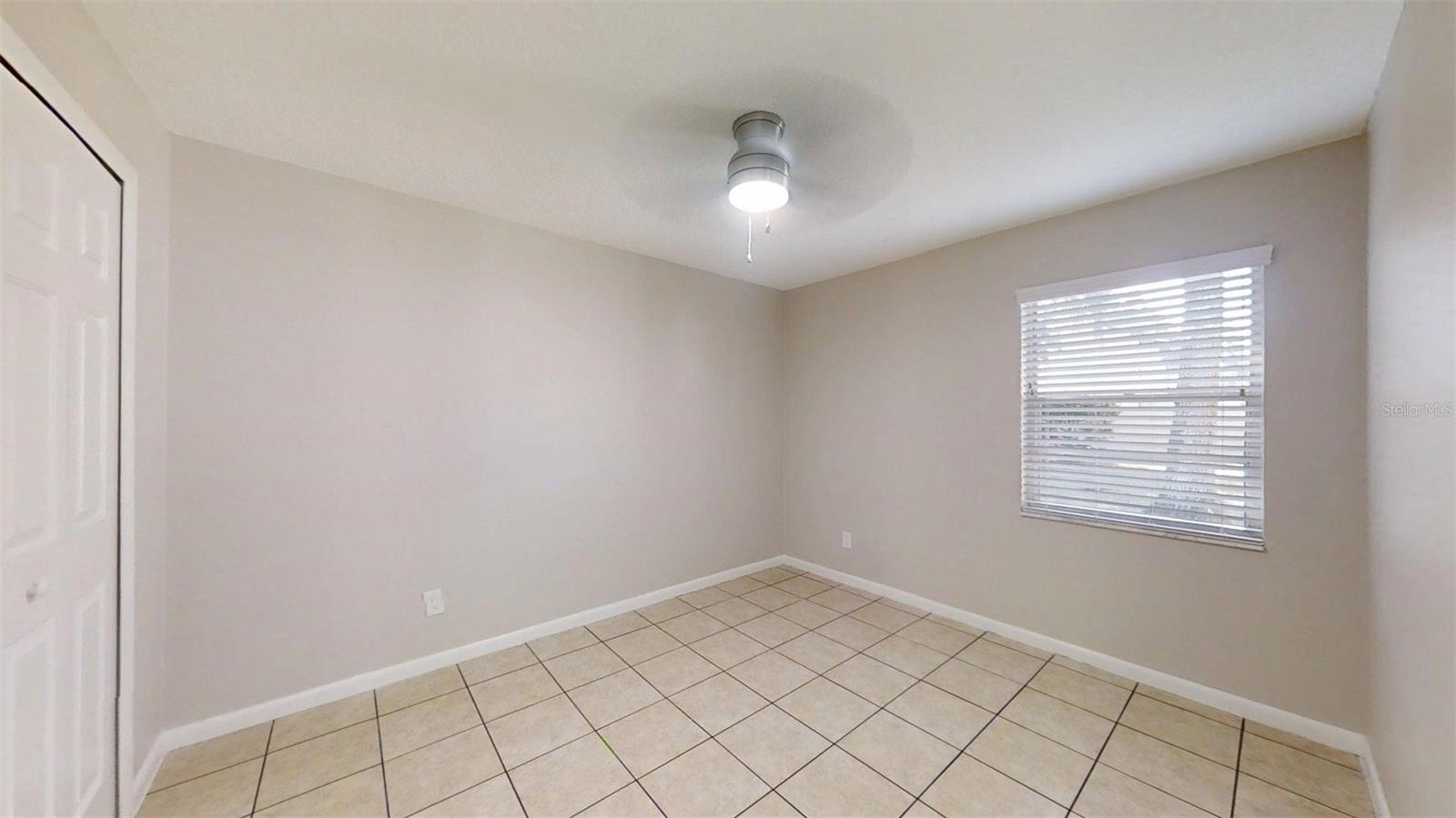 LADY LAKE MANORS - Residential Lease