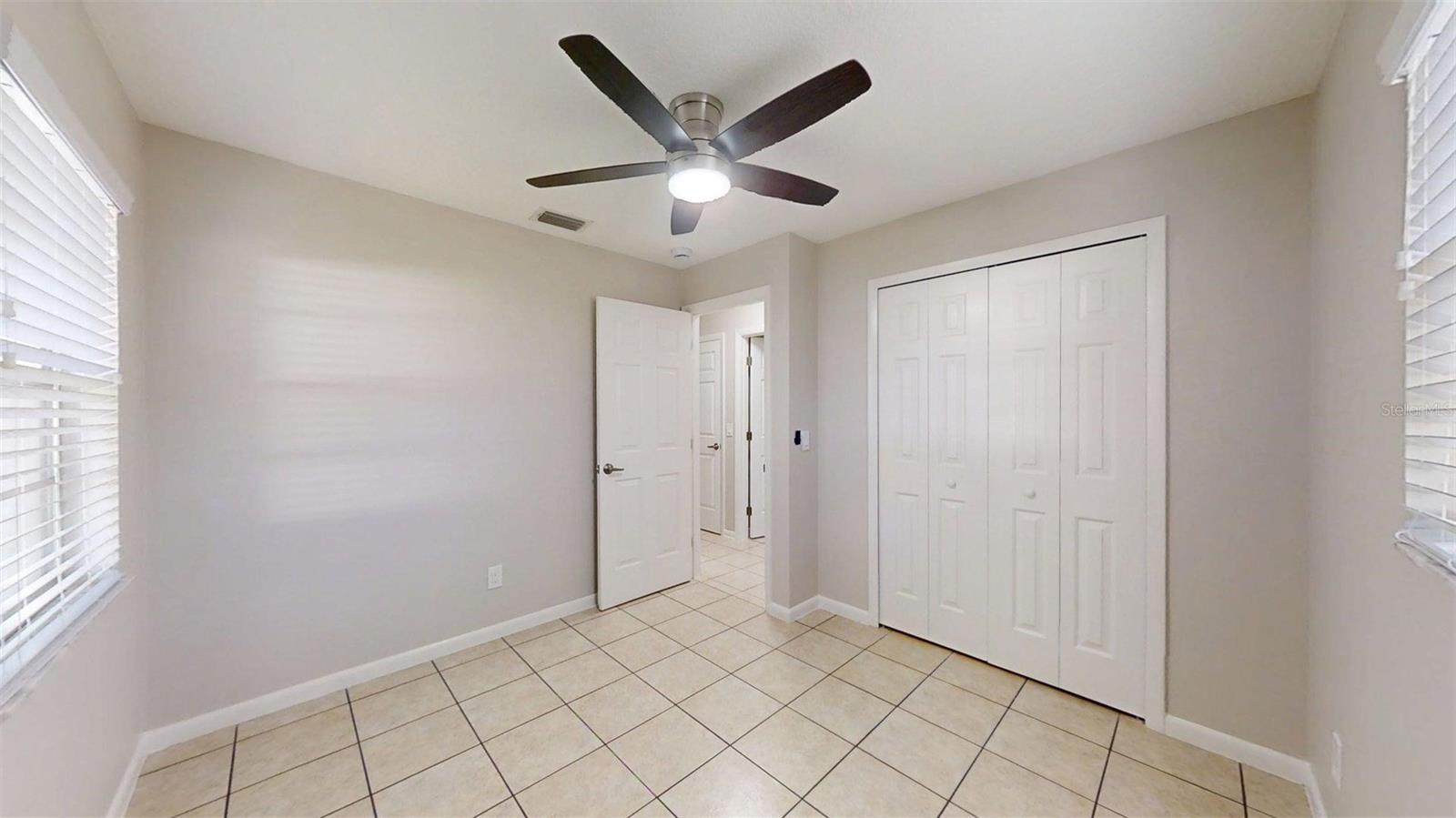 LADY LAKE MANORS - Residential Lease