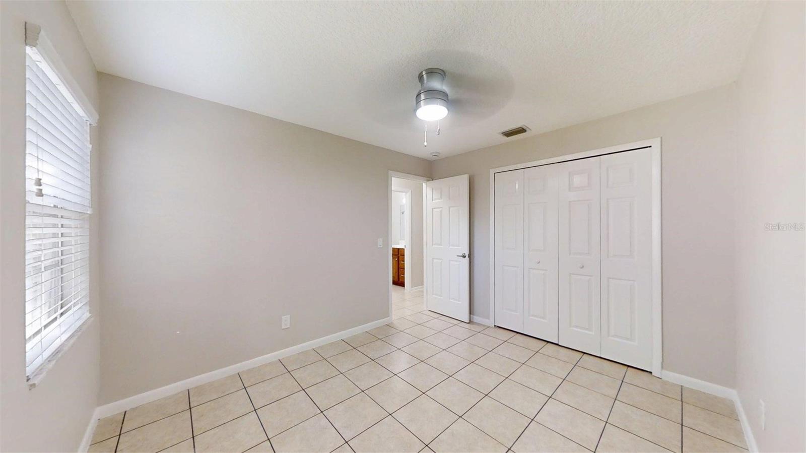 LADY LAKE MANORS - Residential Lease