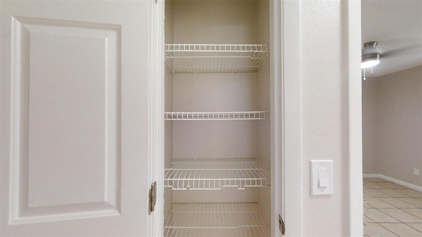 LADY LAKE MANORS - Residential Lease