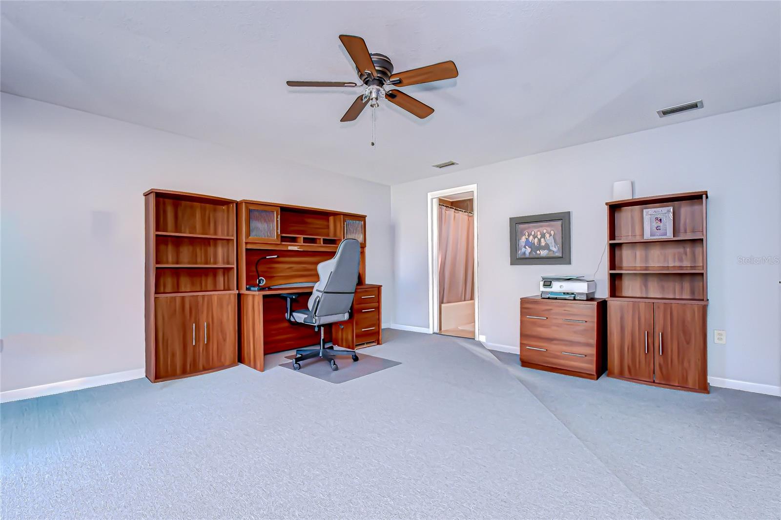 VAN SANT SUB - Commercial Sale