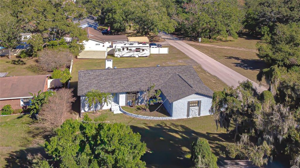 Photo of 2109 Lithia Pinecrest Road, Valrico, FL 33596 (MLS # TB8456021)