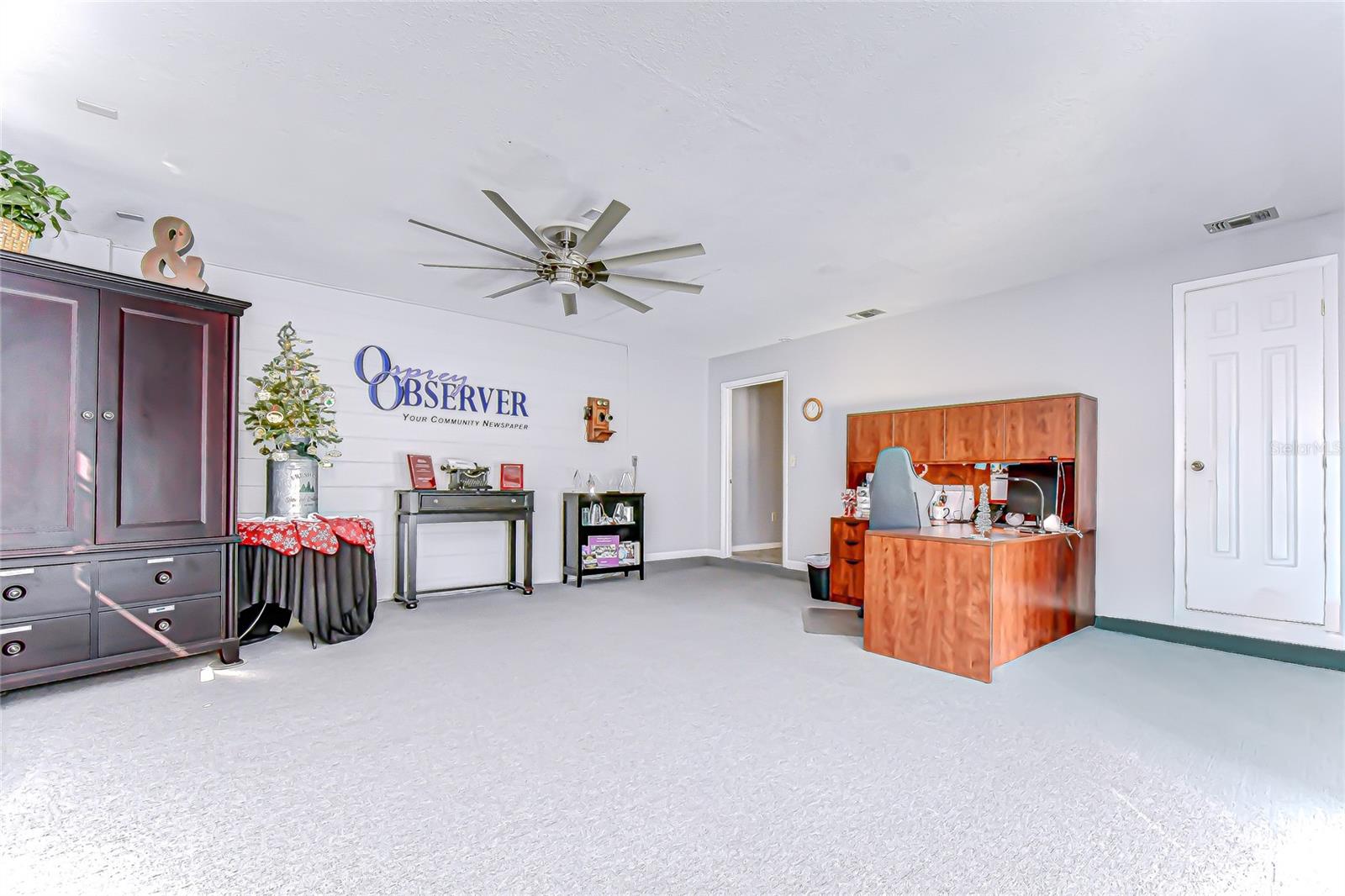 VAN SANT SUB - Commercial Sale