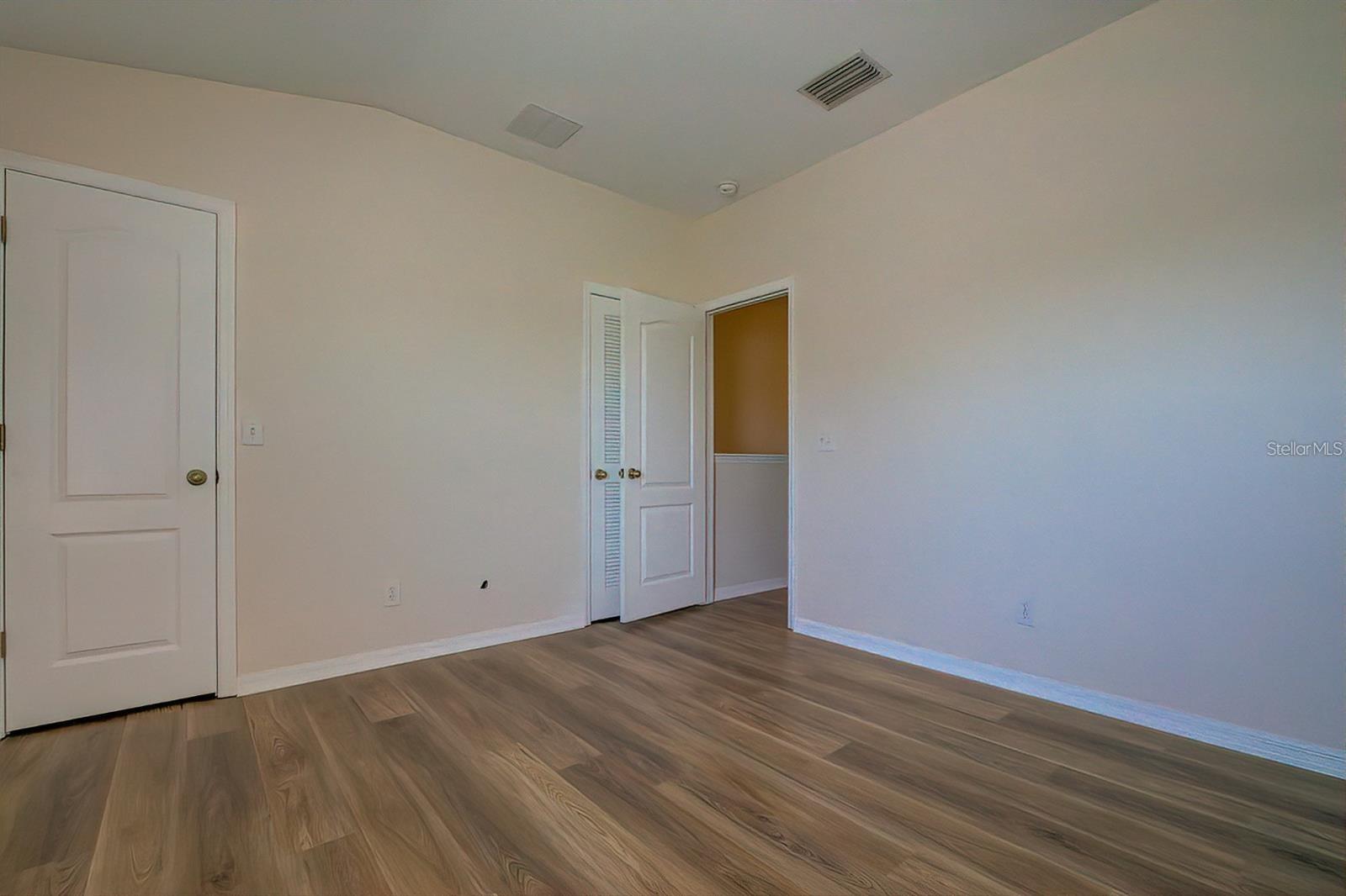 LONE STAR TWNHMS - Residential Lease