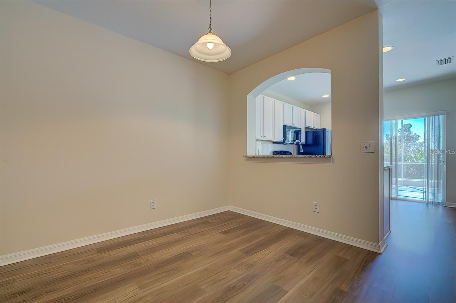 LONE STAR TWNHMS - Residential Lease