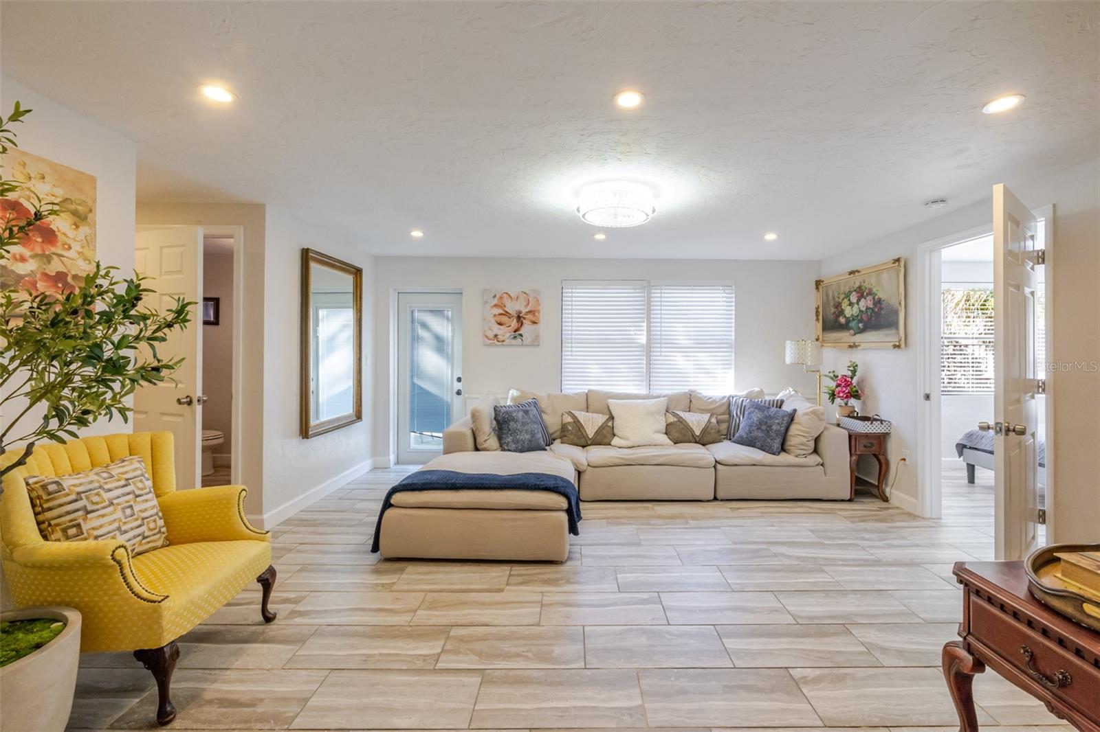 SAPPHIRE HEIGHTS - Residential