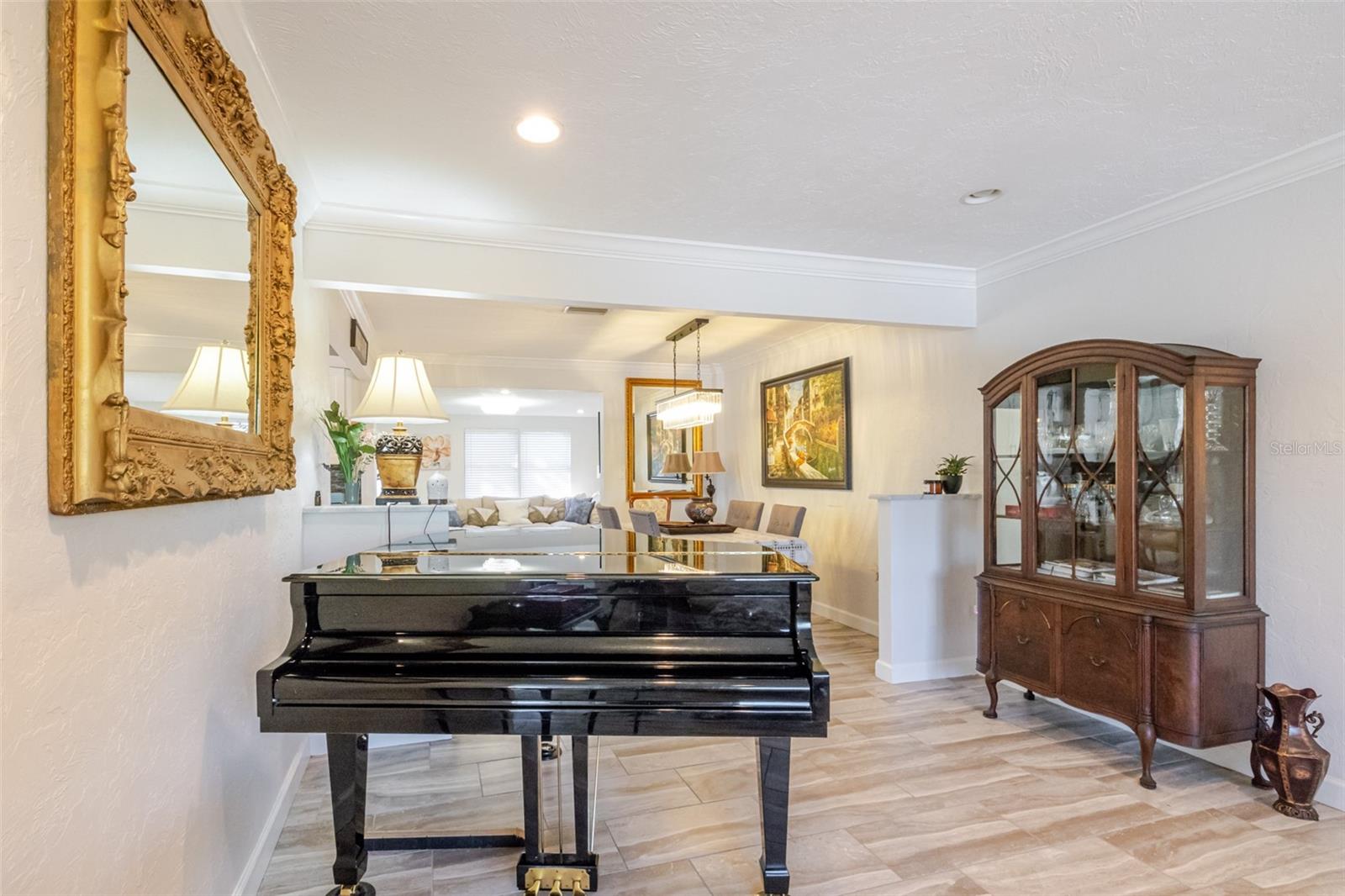 SAPPHIRE HEIGHTS - Residential