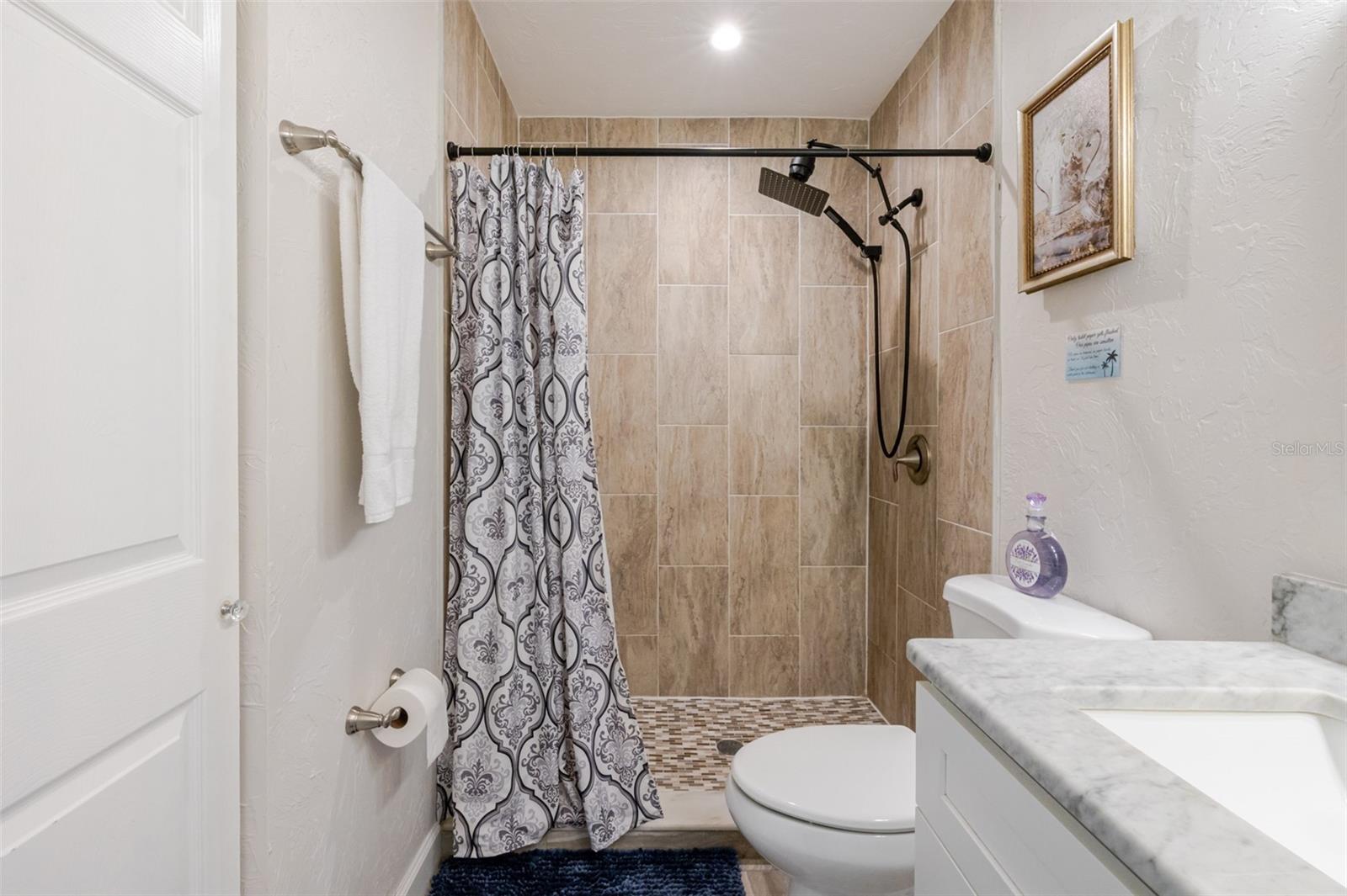 SAPPHIRE HEIGHTS - Residential