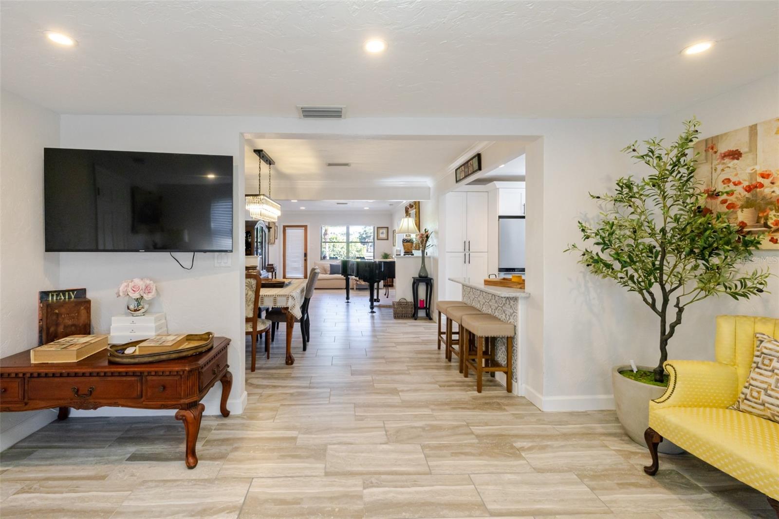 SAPPHIRE HEIGHTS - Residential