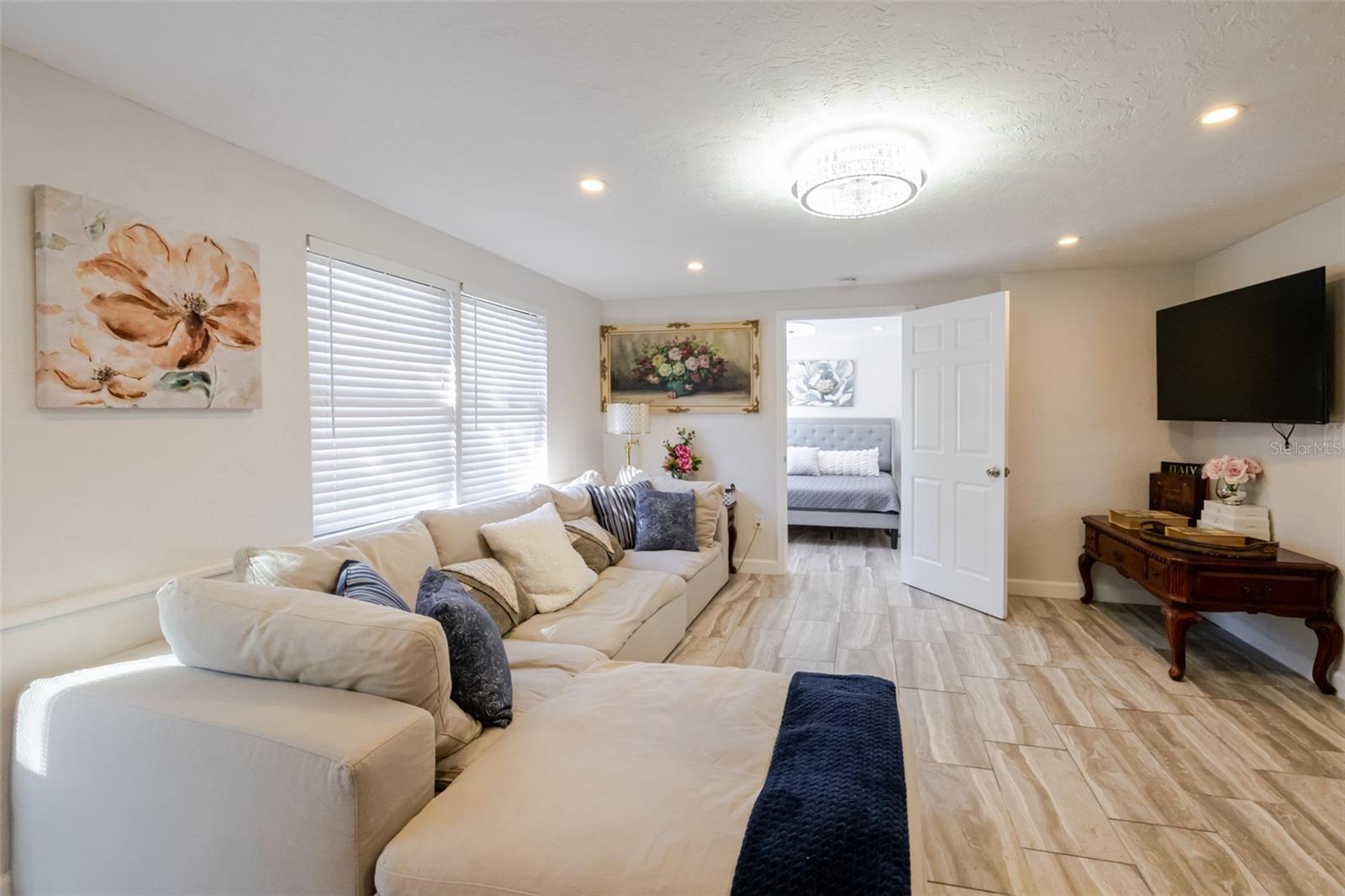 SAPPHIRE HEIGHTS - Residential