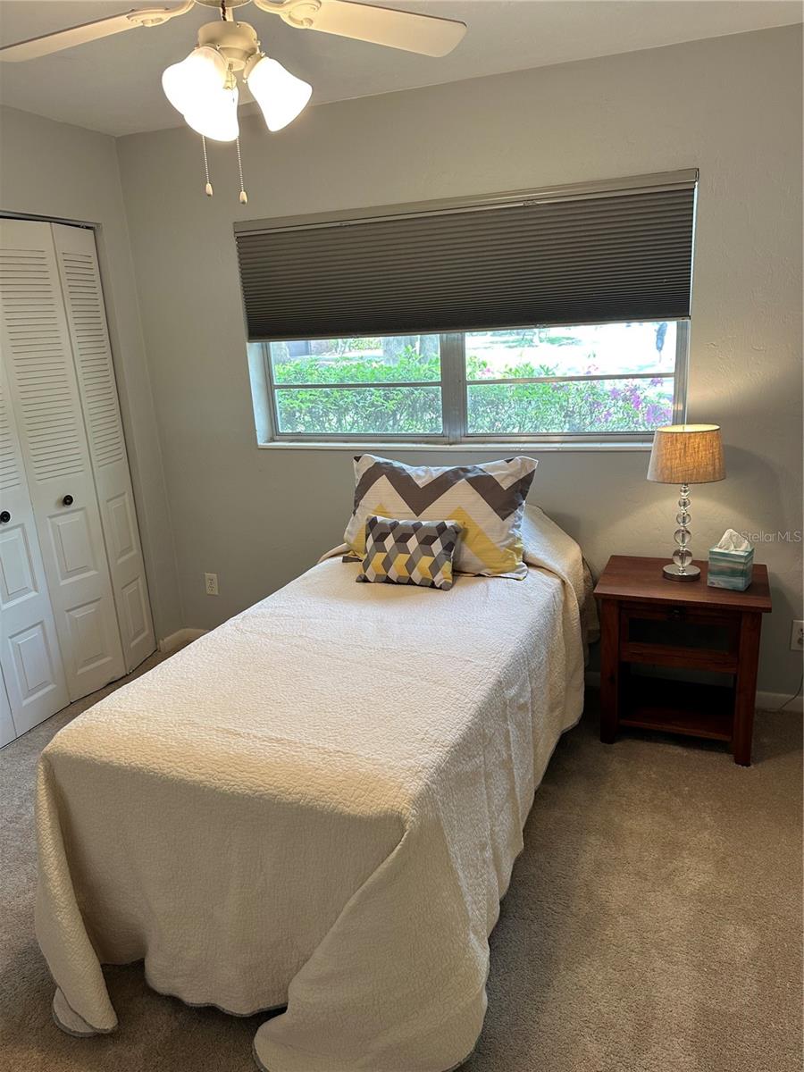 BLACK OAKS - Residential