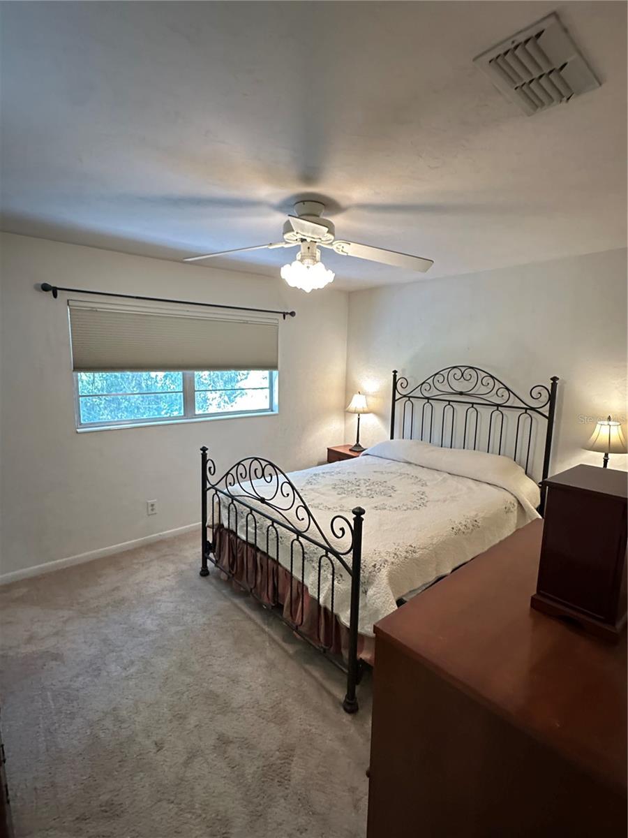 BLACK OAKS - Residential