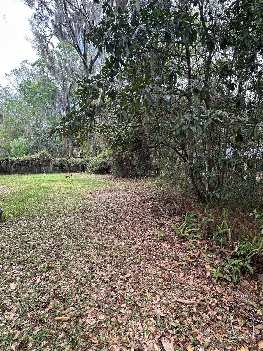 BLACK OAKS - Residential