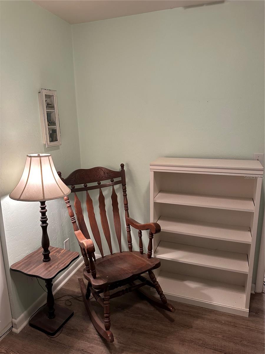 BLACK OAKS - Residential