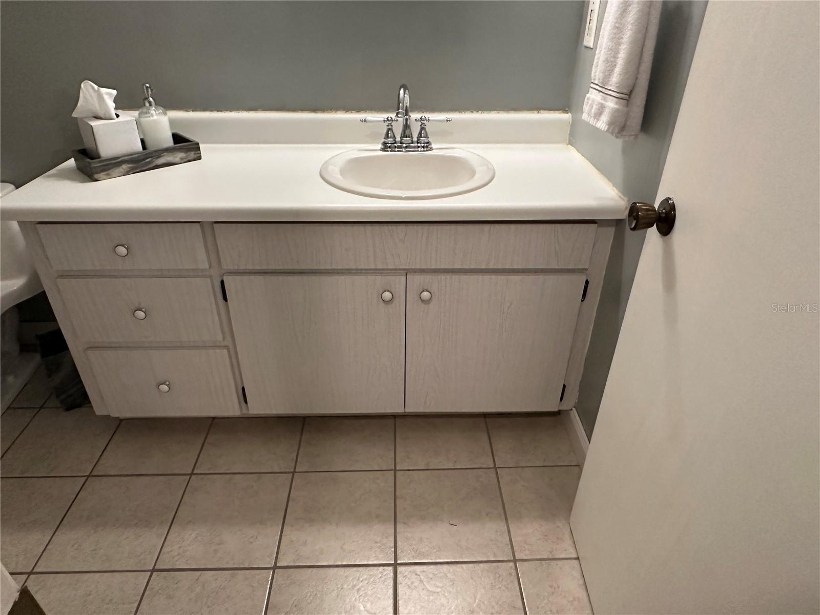 BLACK OAKS - Residential