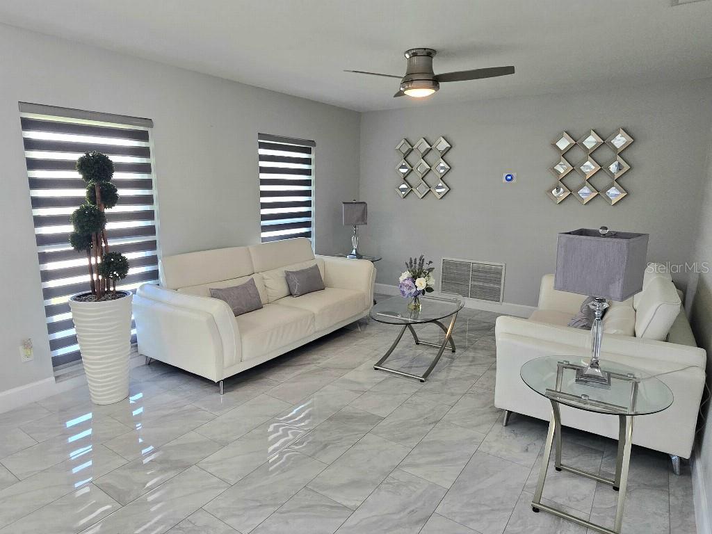 7002 DANEWOOD COURT