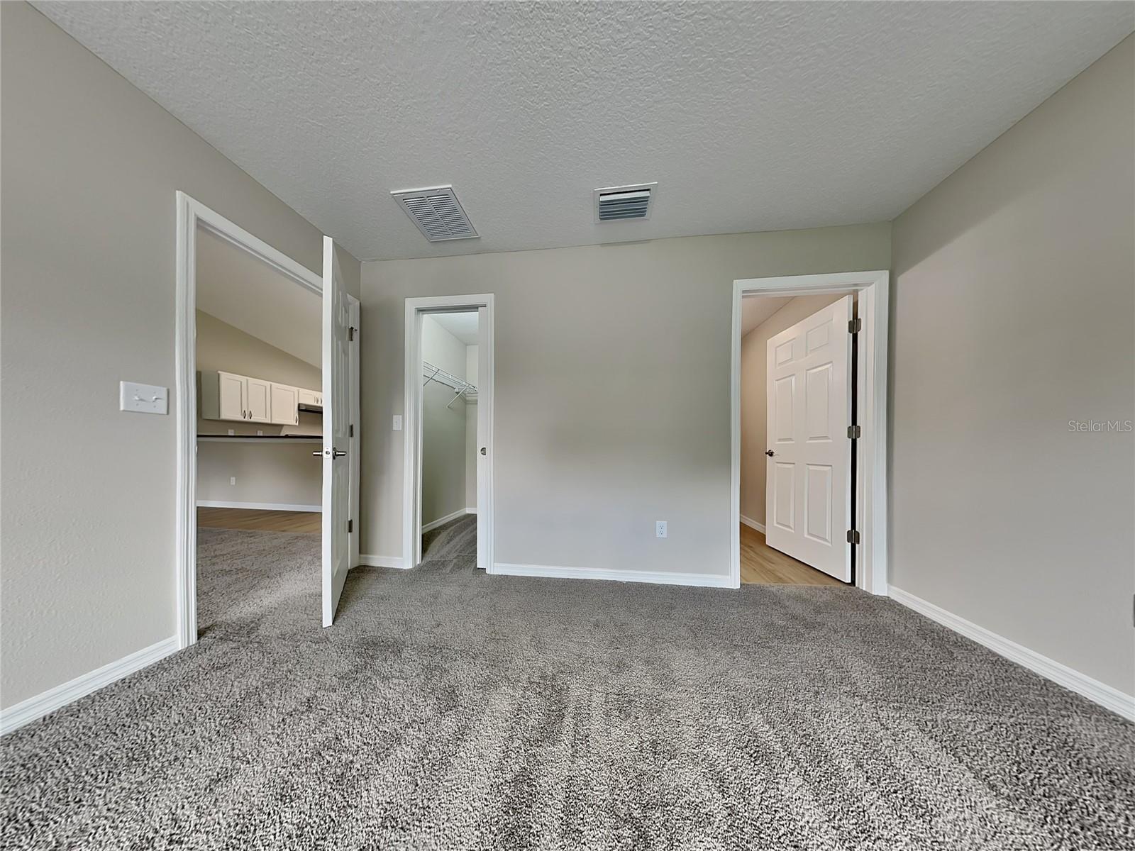 SILVER SPGS SHORES UN #36 - Residential