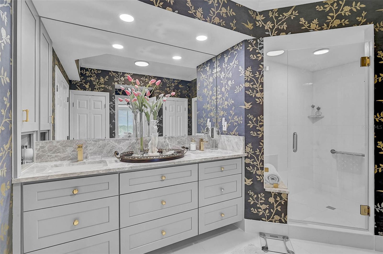 MERIDIAN AT THE OAKS PRESERVE - Residential