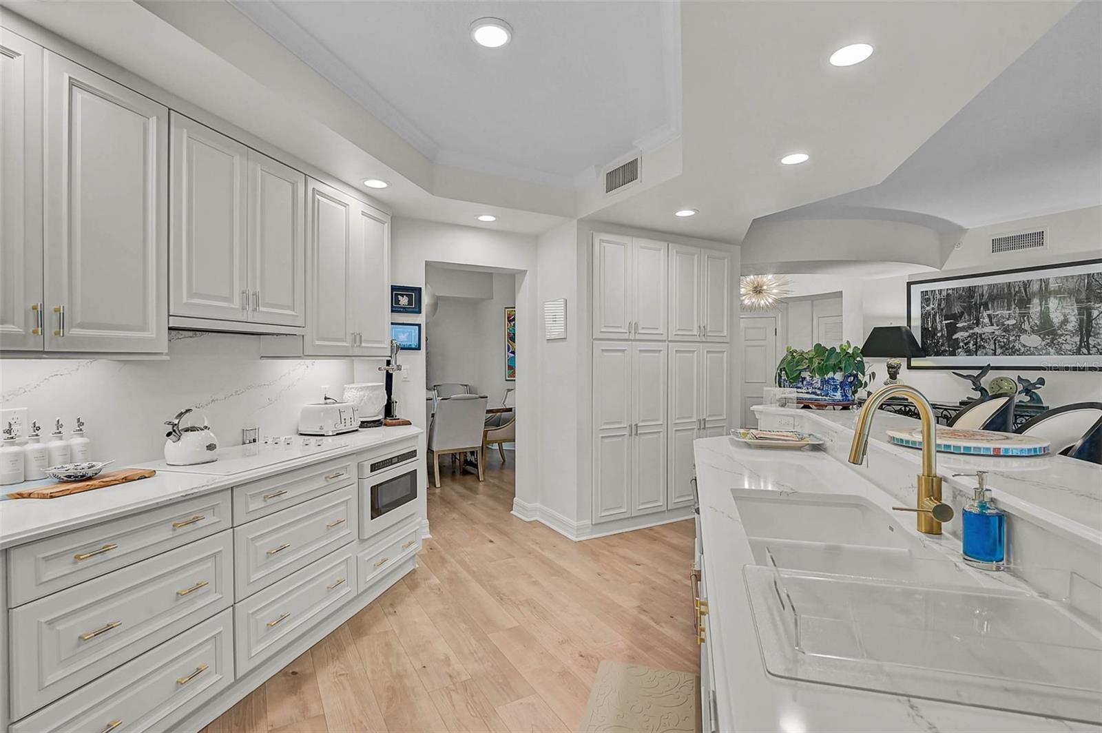 MERIDIAN AT THE OAKS PRESERVE - Residential