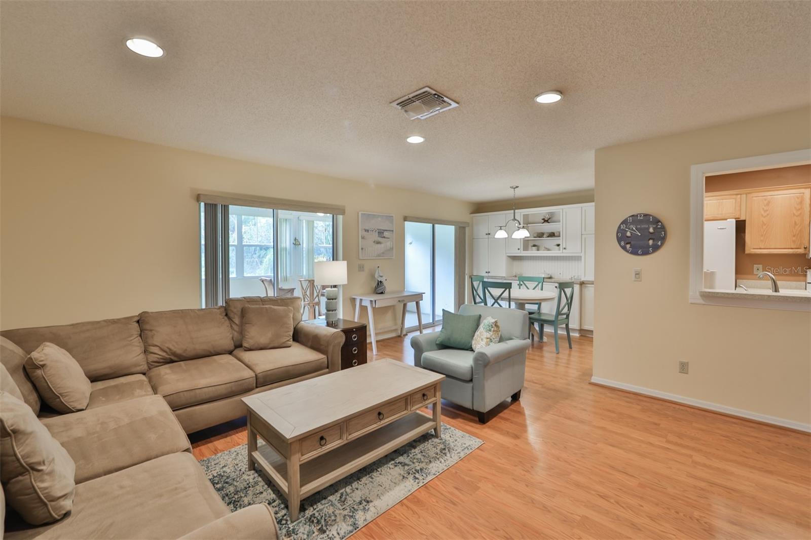 FAIRFIELD E CONDO - Residential Lease