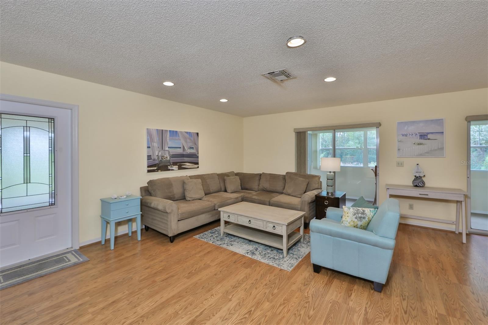 FAIRFIELD E CONDO - Residential Lease