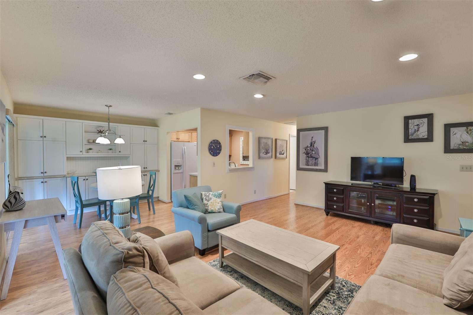 FAIRFIELD E CONDO - Residential Lease