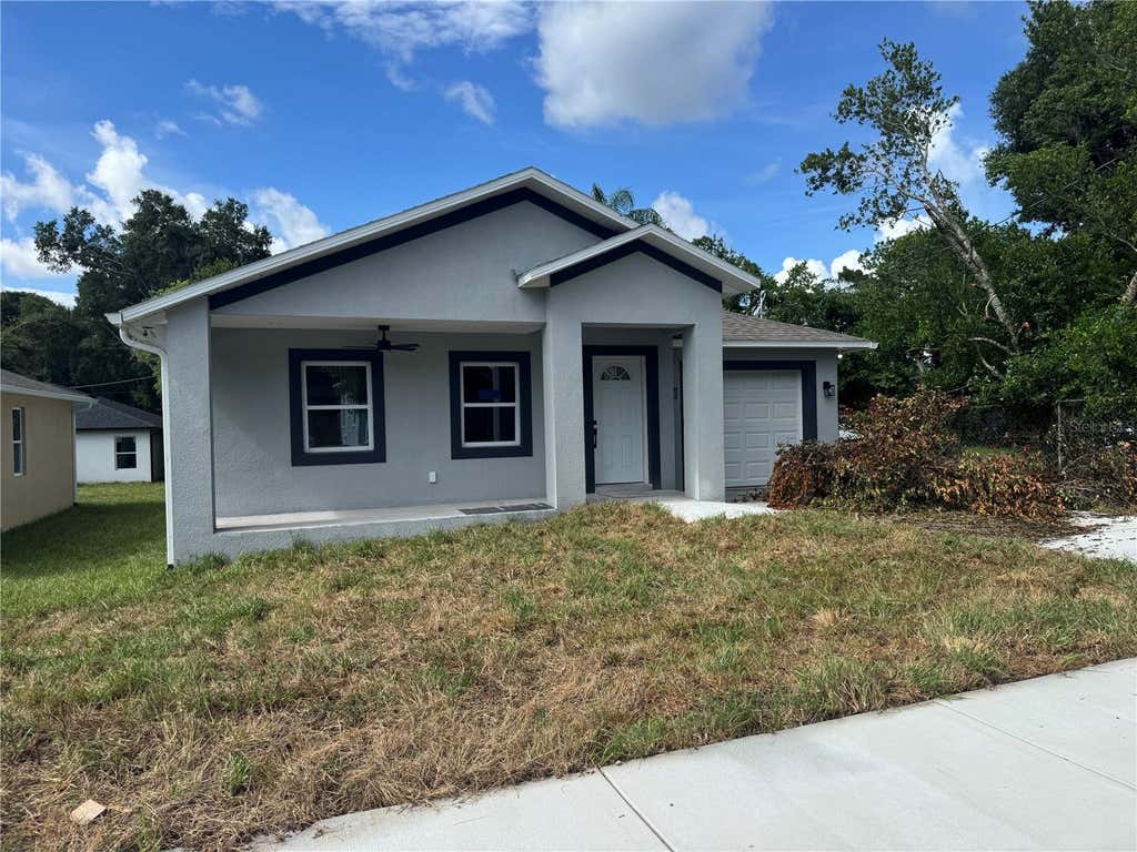 Photo of 2015 E Seward Street, Tampa, FL 33604 (MLS # TB8503568)