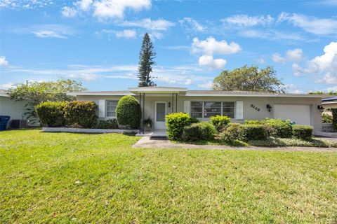 5102 LAKE CHARLES DRIVE N KENNETH CITY FL 33709
