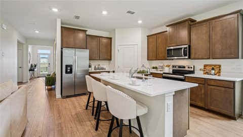 Tiny photo for 4555 NW 39th Street Road, Ocala, FL 34482 (MLS # OM726546)