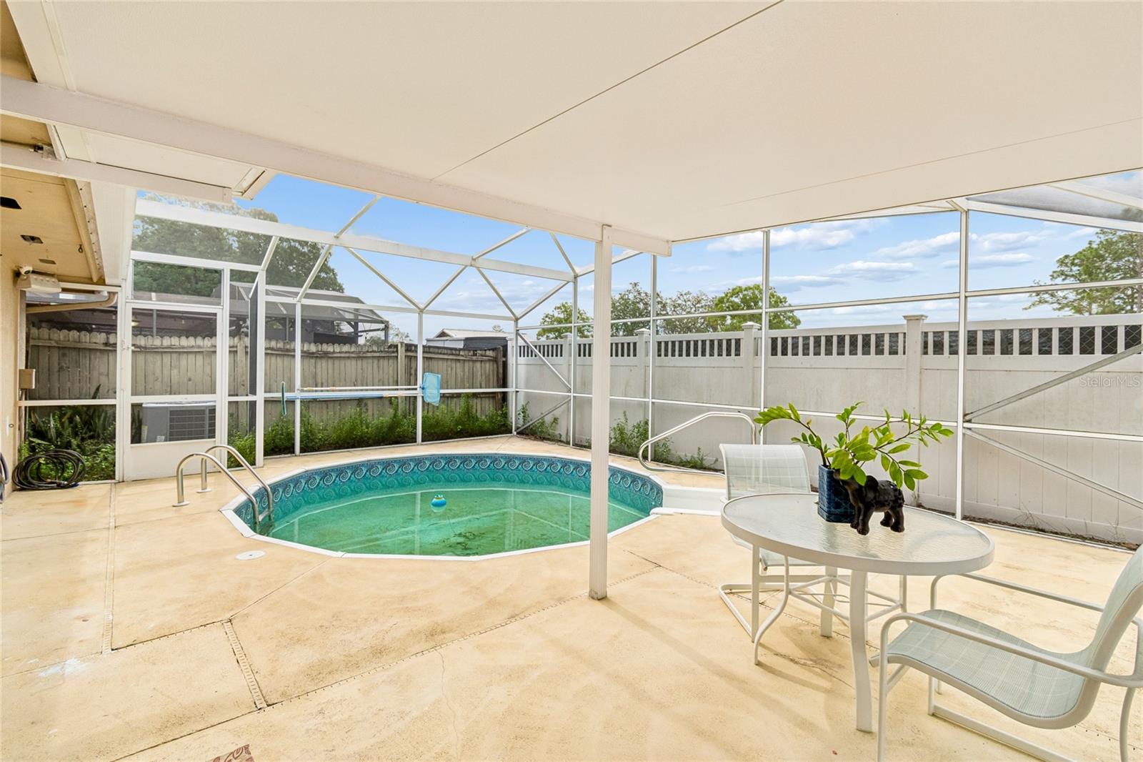 HOLLOWBROOK WEST PH 2 - Residential