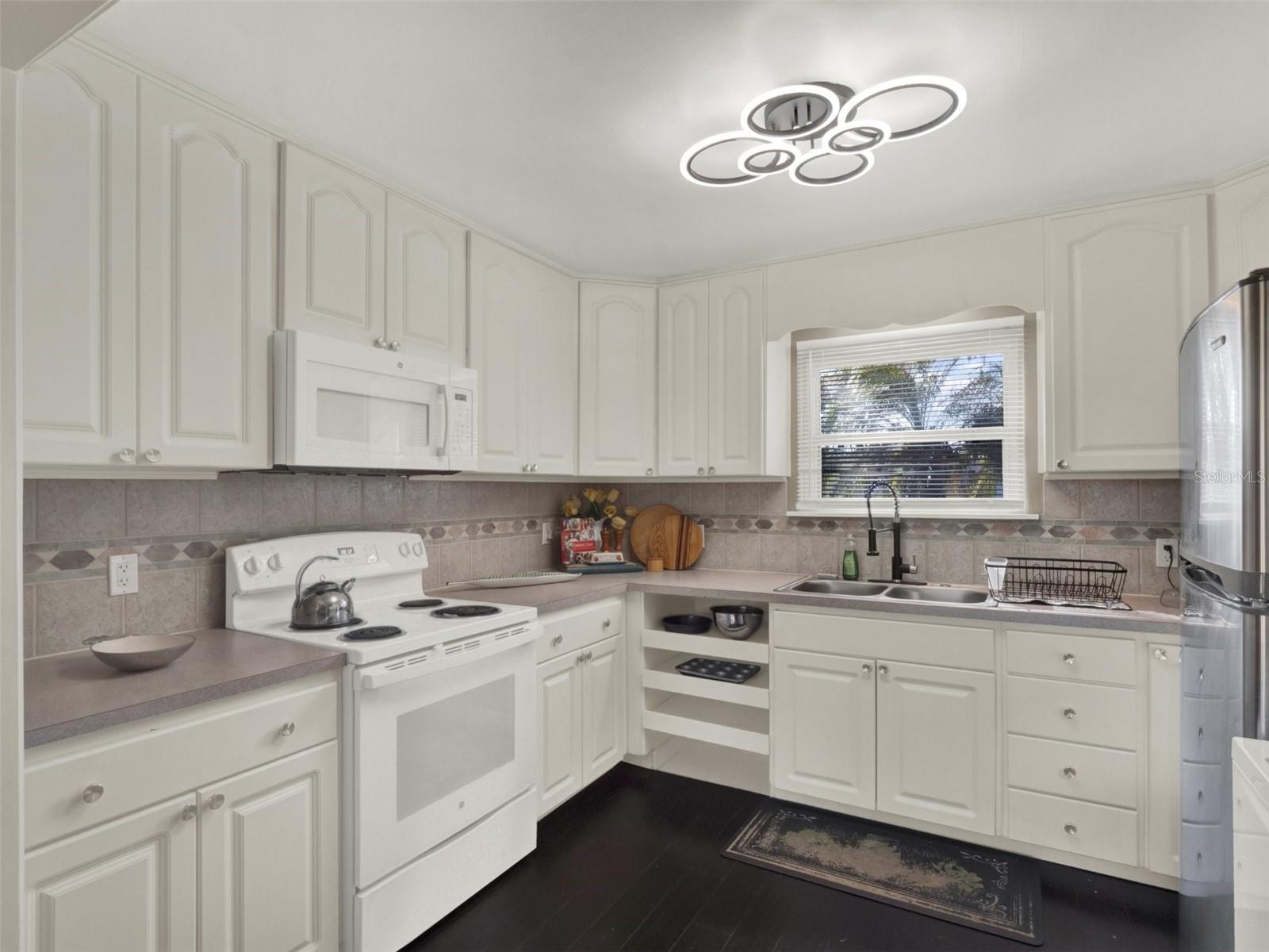 DELANEY HIGHLANDS - Residential Income