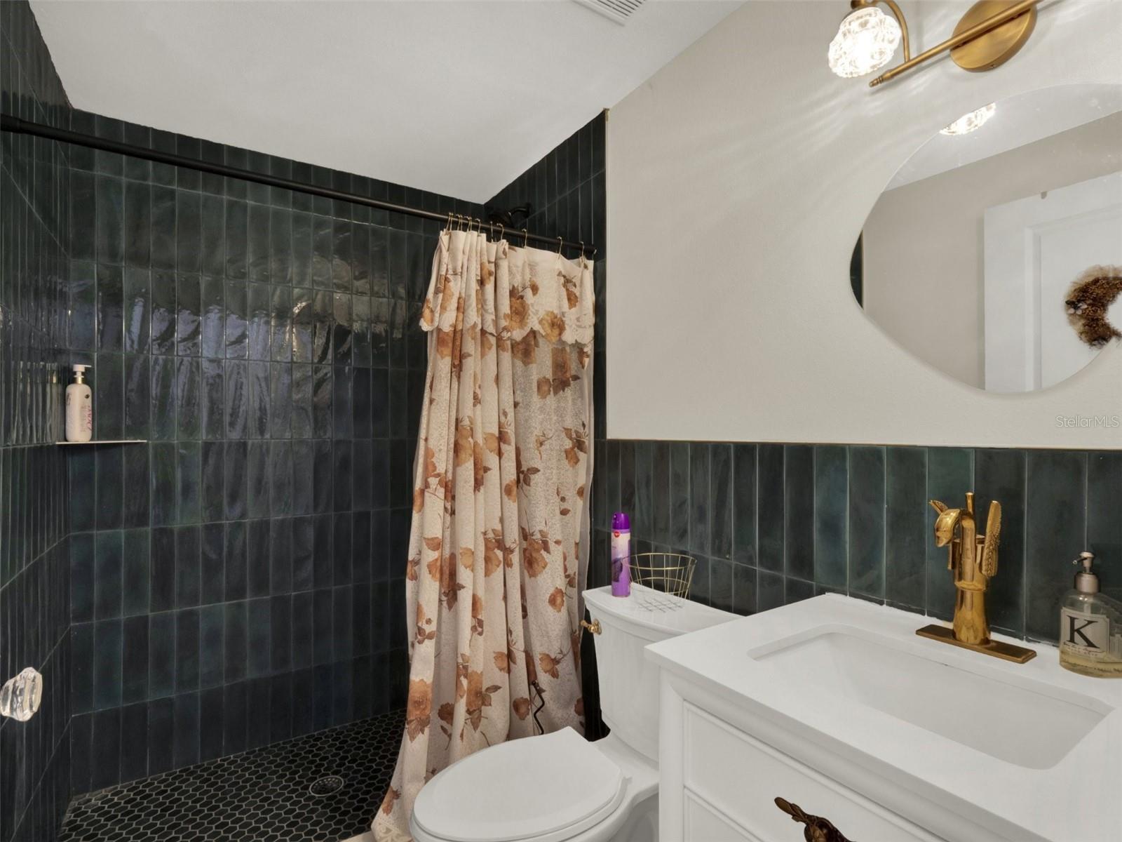 DELANEY HIGHLANDS - Residential Income