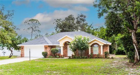 A home in DEBARY