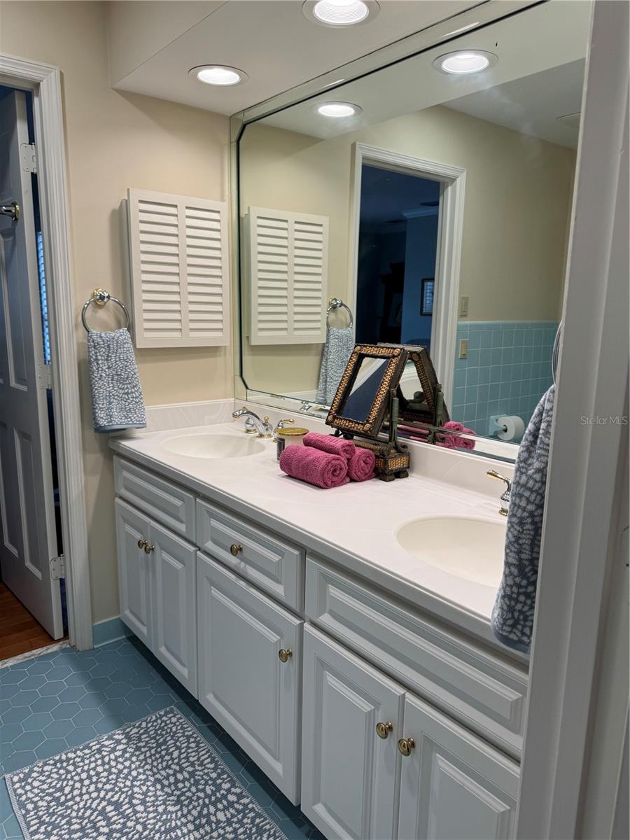 CLEVELAND HEIGHTS - Residential