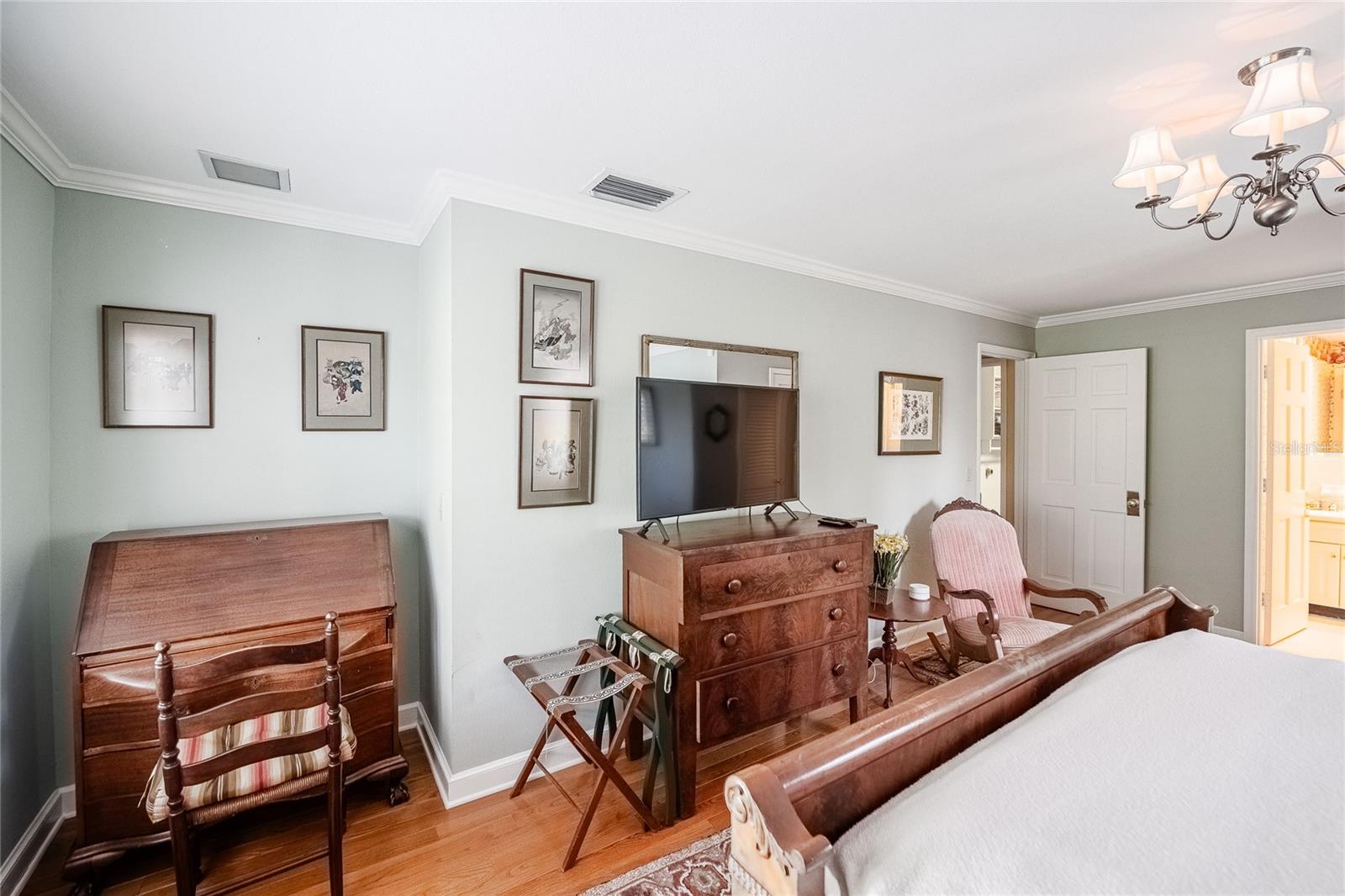 CLEVELAND HEIGHTS - Residential