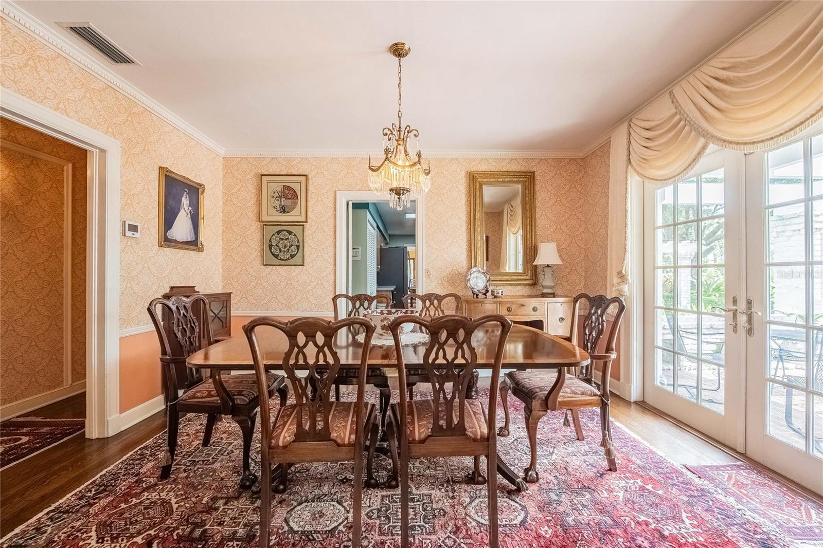 CLEVELAND HEIGHTS - Residential