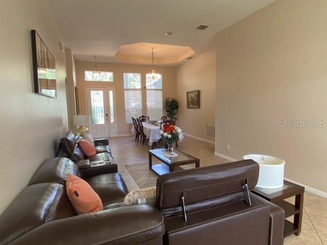 912 HIRE CIRCLE