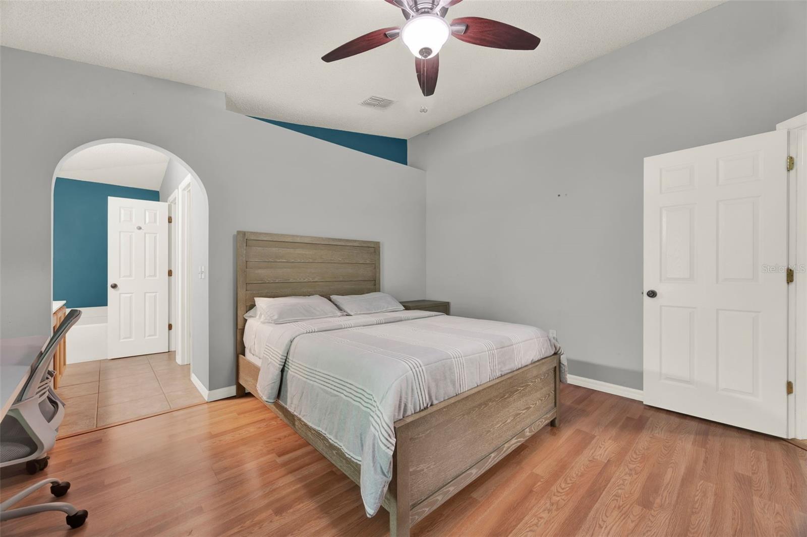 ANDOVER LAKES PH 01C - Residential