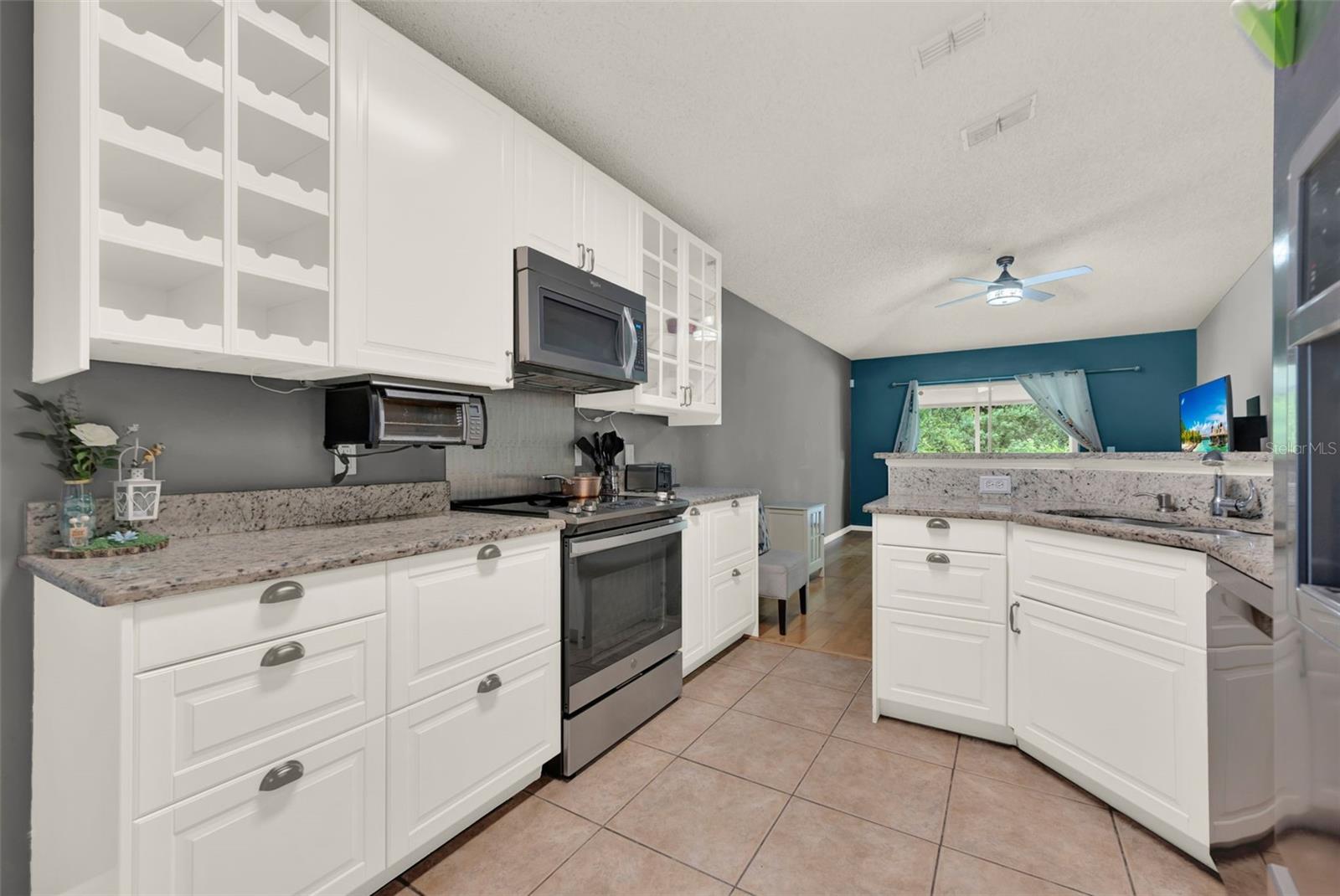 ANDOVER LAKES PH 01C - Residential