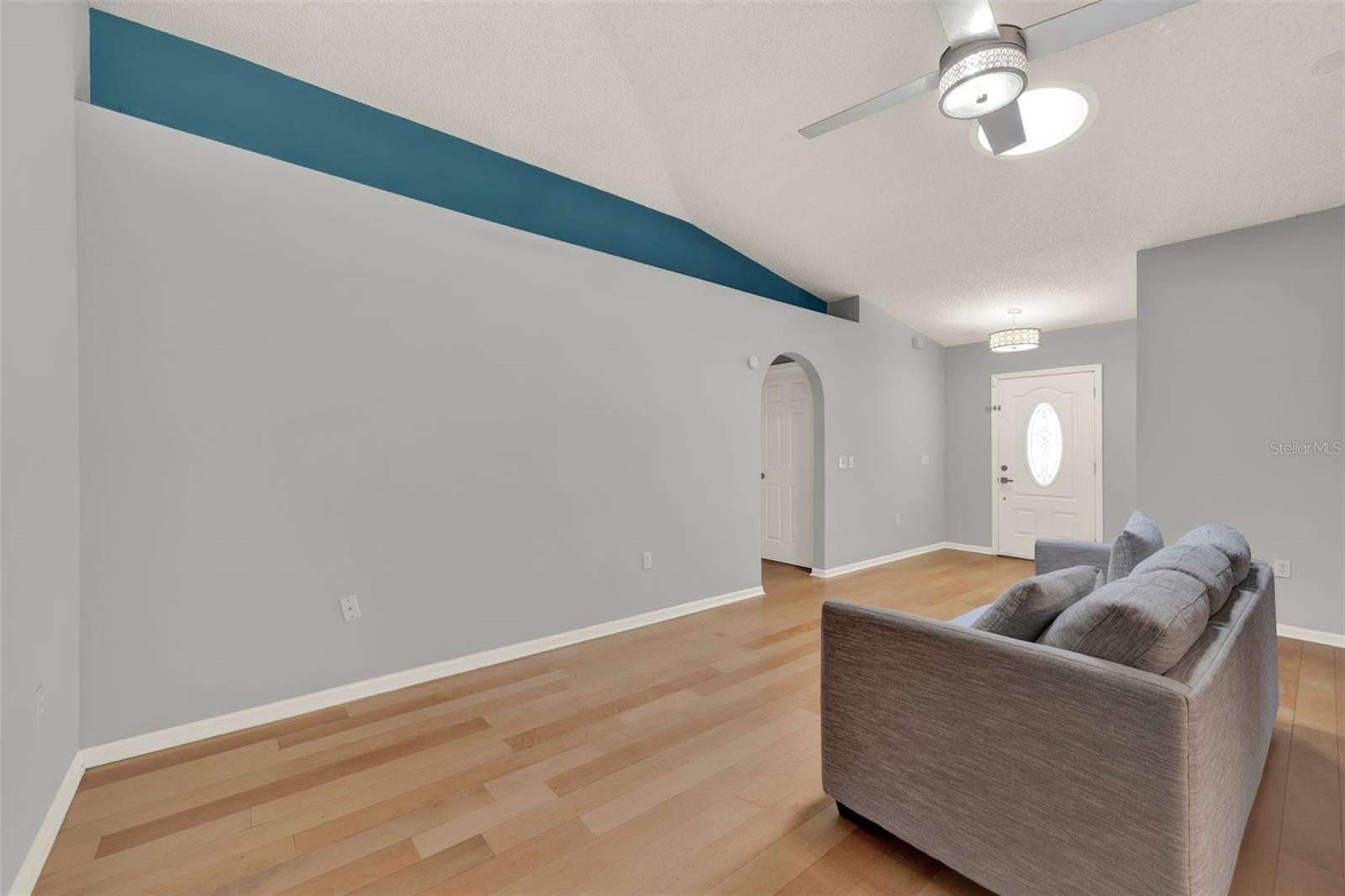 ANDOVER LAKES PH 01C - Residential