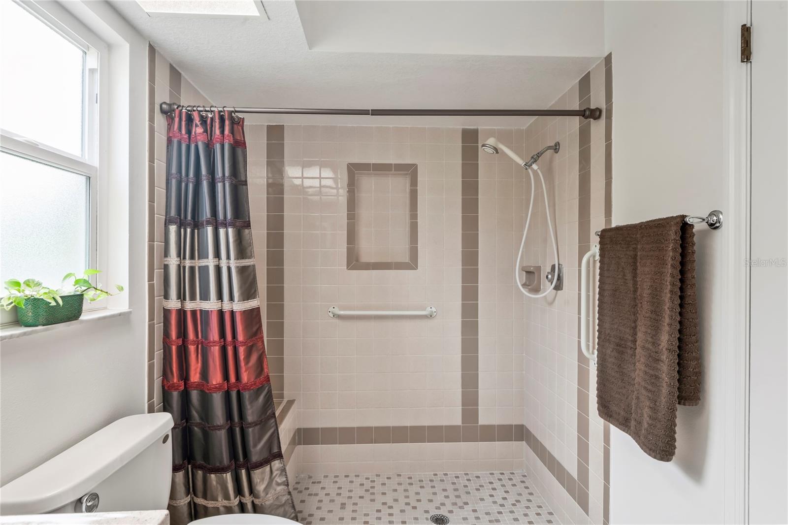 GREENBROOK ESTATES - Residential