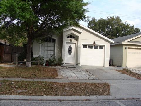 A home in APOPKA